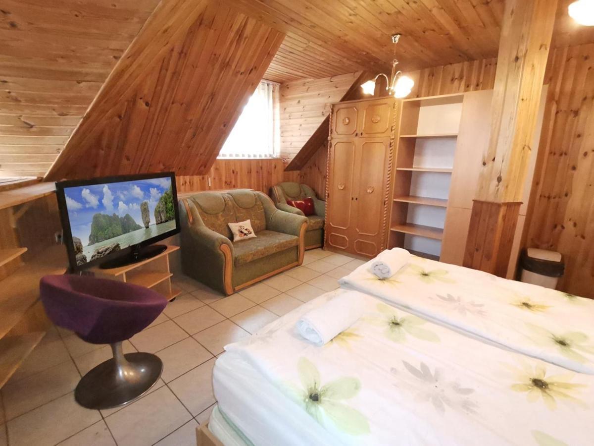 Patko Fogado Bed & Breakfast Hajdúszoboszló Dış mekan fotoğraf