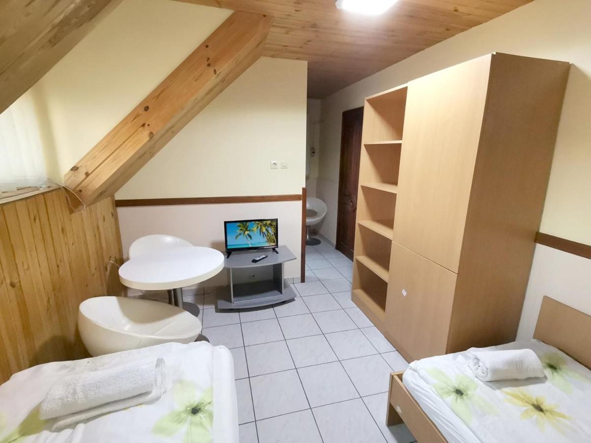 Patko Fogado Bed & Breakfast Hajdúszoboszló Dış mekan fotoğraf